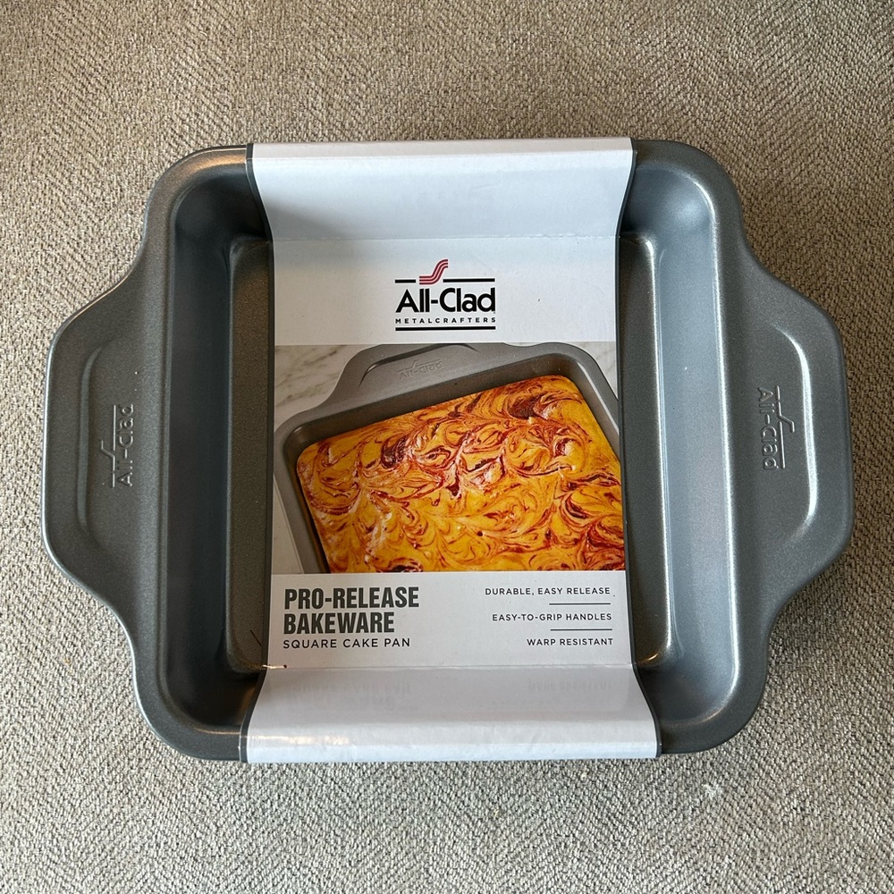 All-Clad Pro-Release Square Cake Pan - Gray